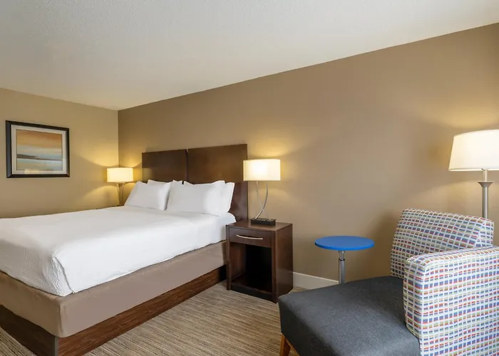 Holiday Inn Express Gas City By Ihg