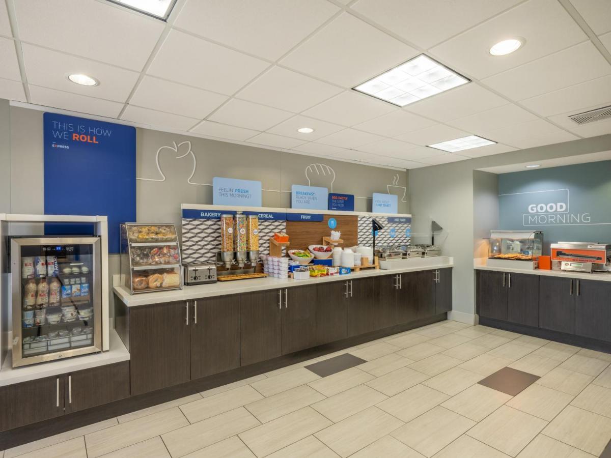 Express Gas By Ihg Hotel Gas City