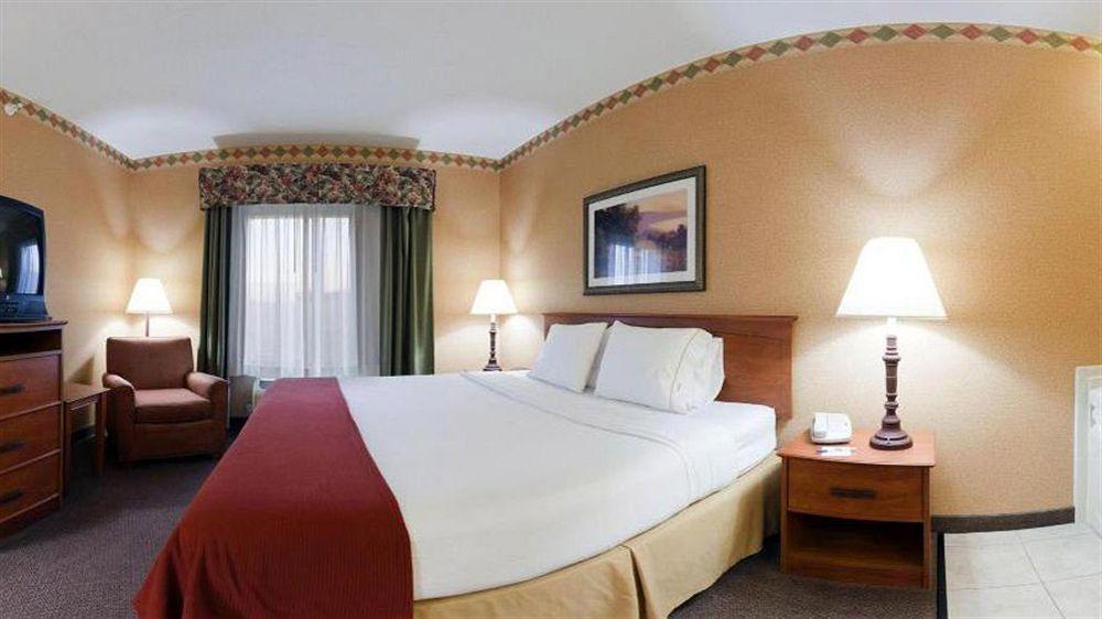 Express Gas By Ihg Gas City