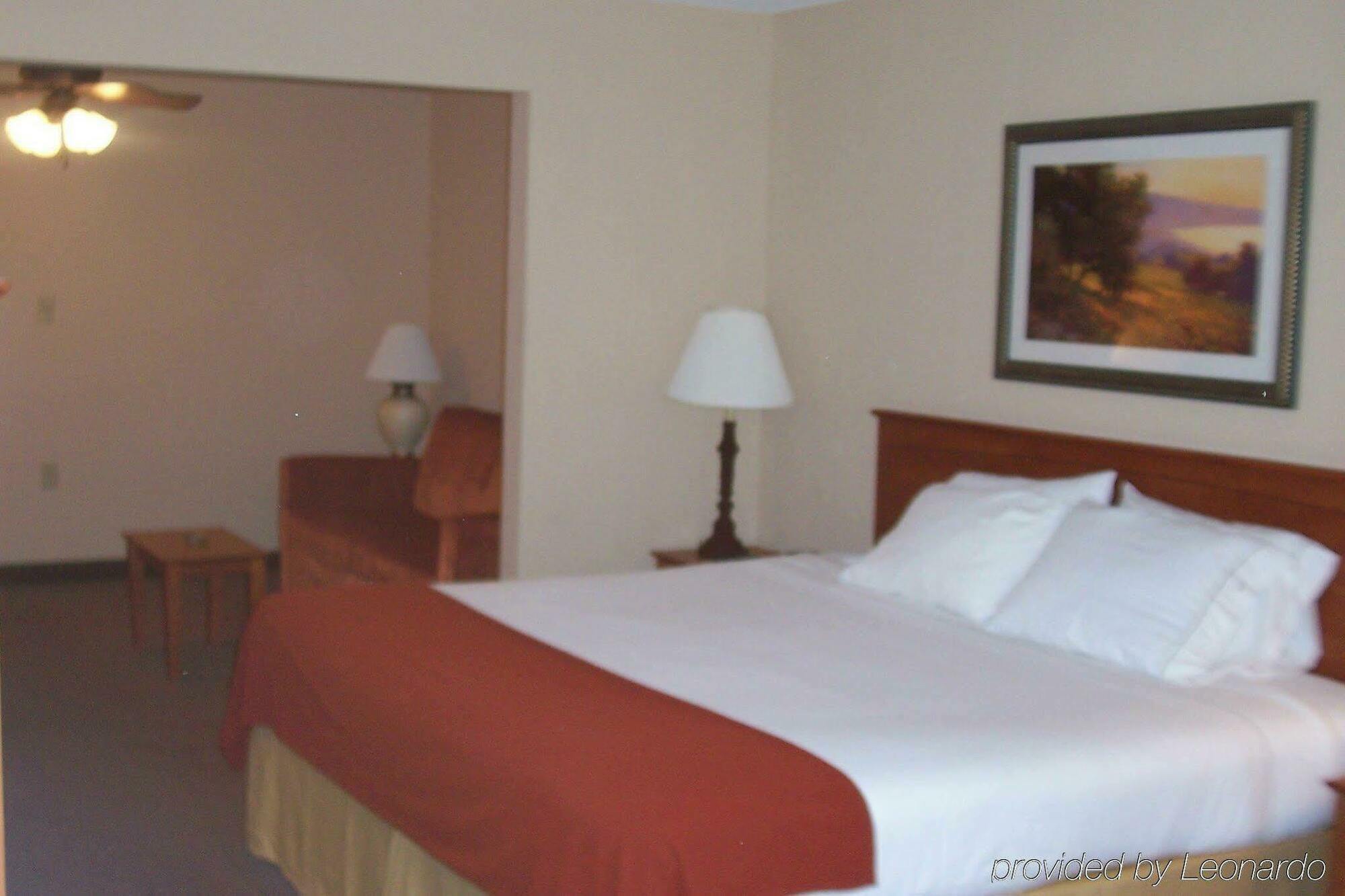 Hotel Express Gas By Ihg 2*